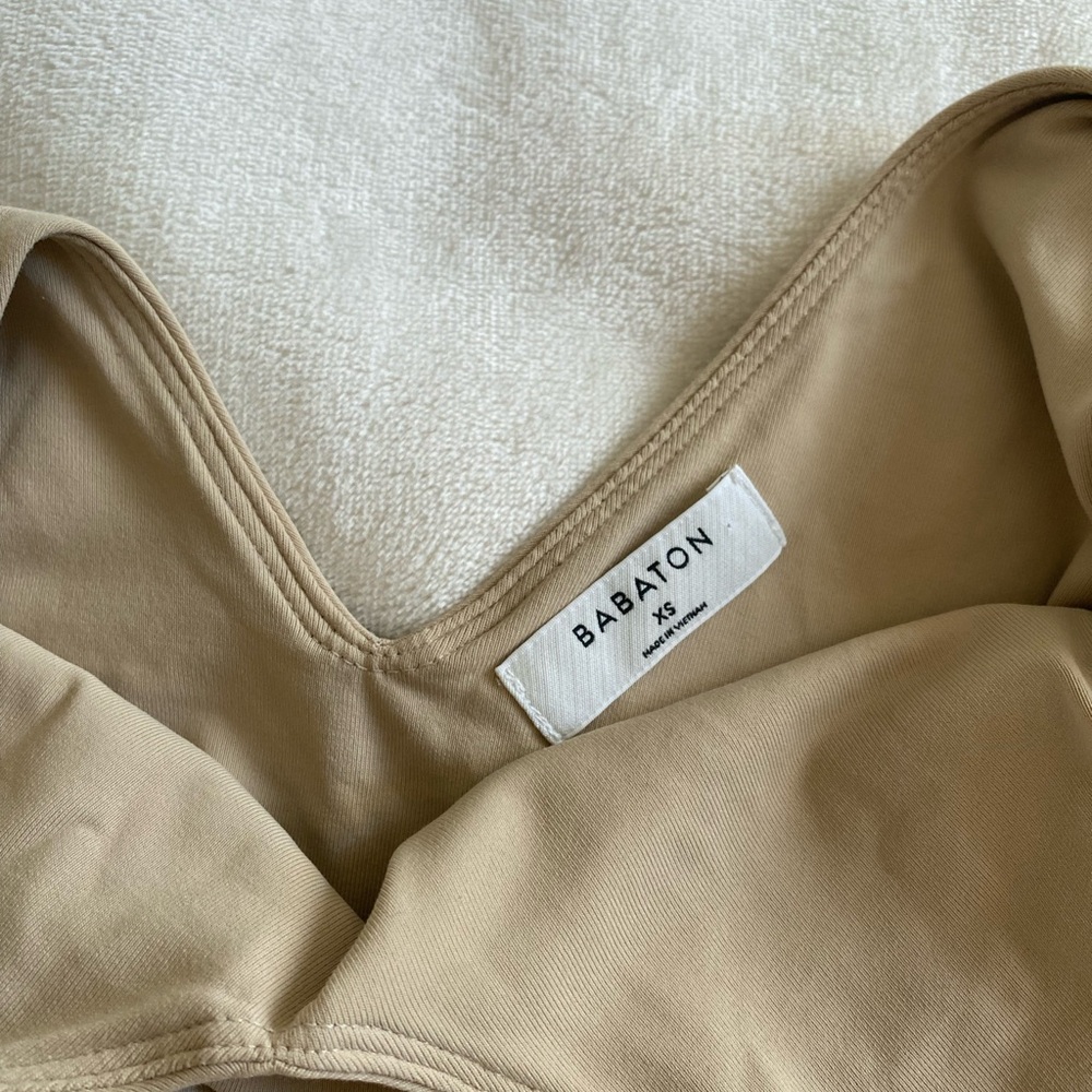 Aritzia Babaton Contour Bodysuit - Picture 4 of 10